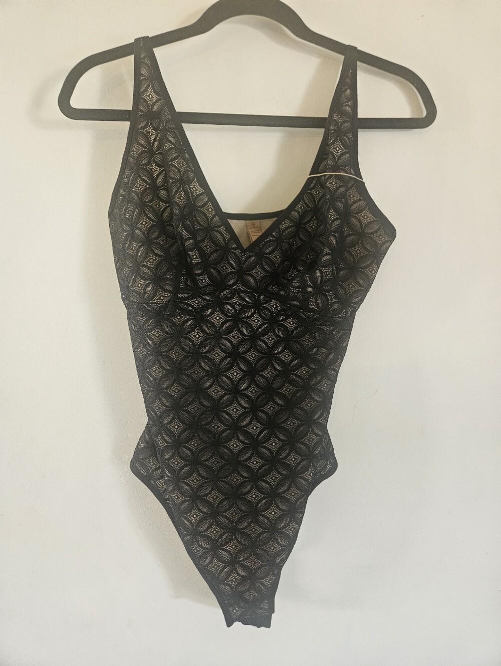 SHAPELLX Lace Bodysuit Tummy Control Shapewear L Body Suit NWT